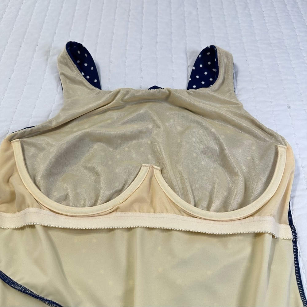 NWT Miraclesuit & Talbots Navy and White Polka Dot One Piece Swimsuit With Wire - Picture 10 of 13